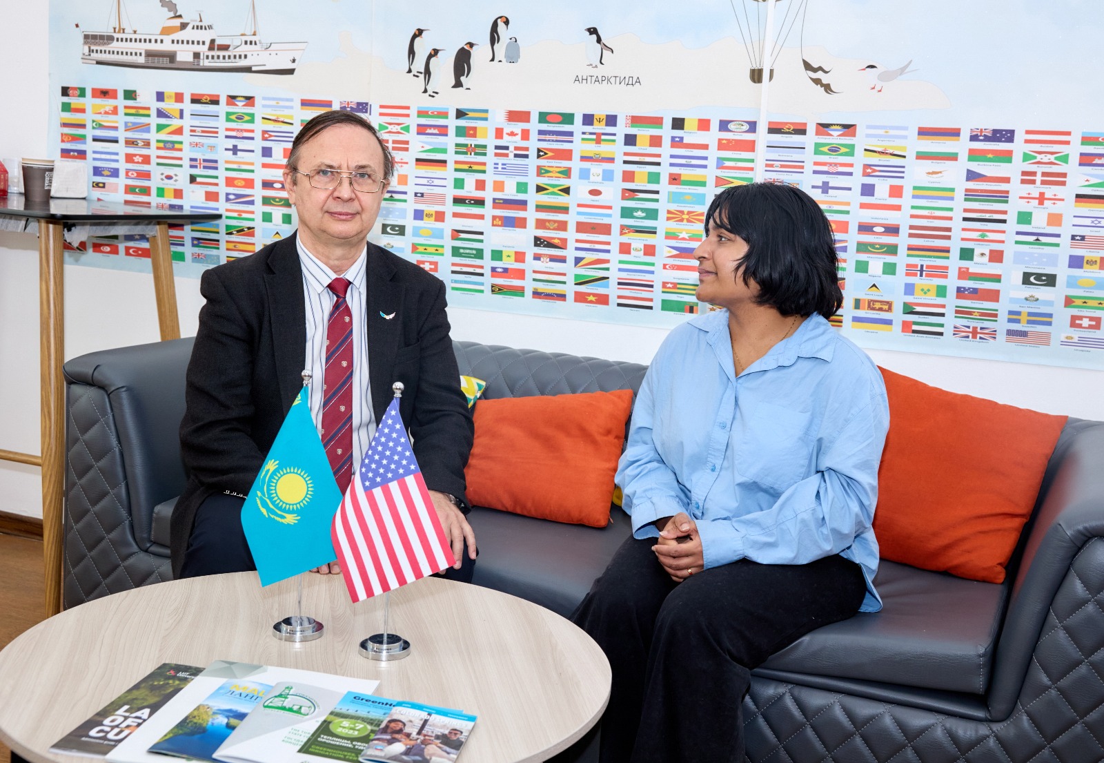 KazNARU-ДА FULBRIGHT ETA БАҒДАРЛАМАСЫ ЖҮЗЕГЕ АСЫРЫЛАДЫ